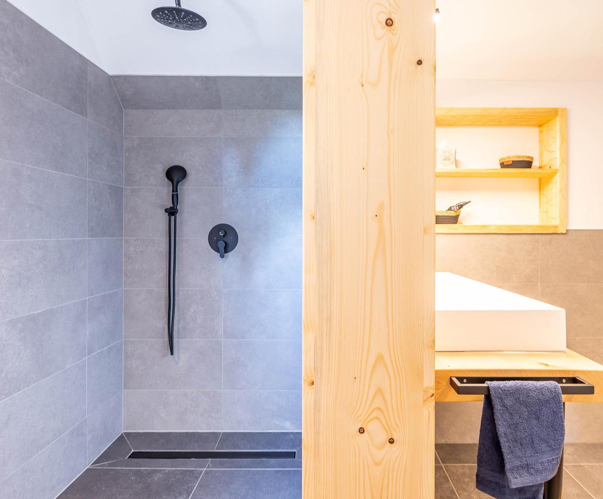 Urlaub Am Schwarzbach Mit Sauna Und Whilpool Butgenbach Exterior foto
